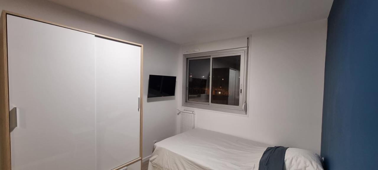 Avec Douche Privative Dans Partage - Metro - Wifi Appartement Toulouse