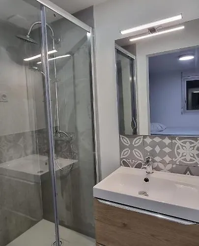 Chambres Avec Douche Privative Dans Appartement Partage - Metro - Wifi